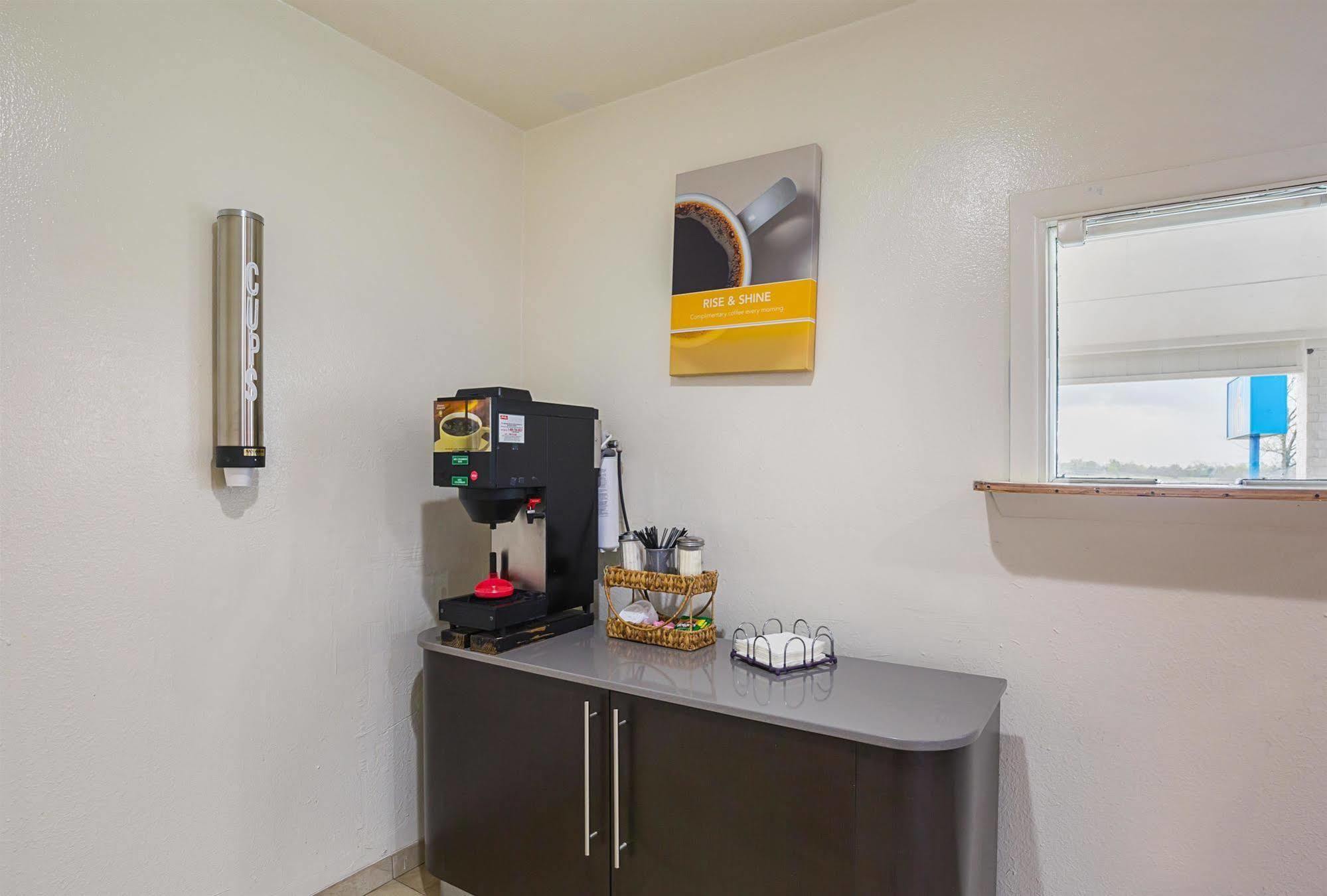 Motel 6-Madisonville, Tx Ngoại thất bức ảnh